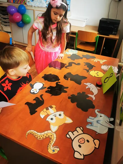 Karneval ve škole a školce, fotka 26 z 46