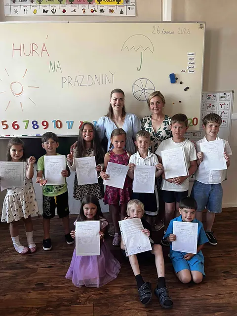Předávání vysvědčení — 1. a 2. třída, fotka 4 z 4